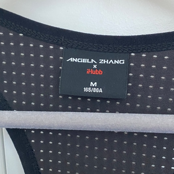 Angela Zhang x Ihubb long tank top - Picture 2 of 4